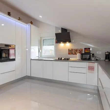 6 Bedroom In Дом отдыха